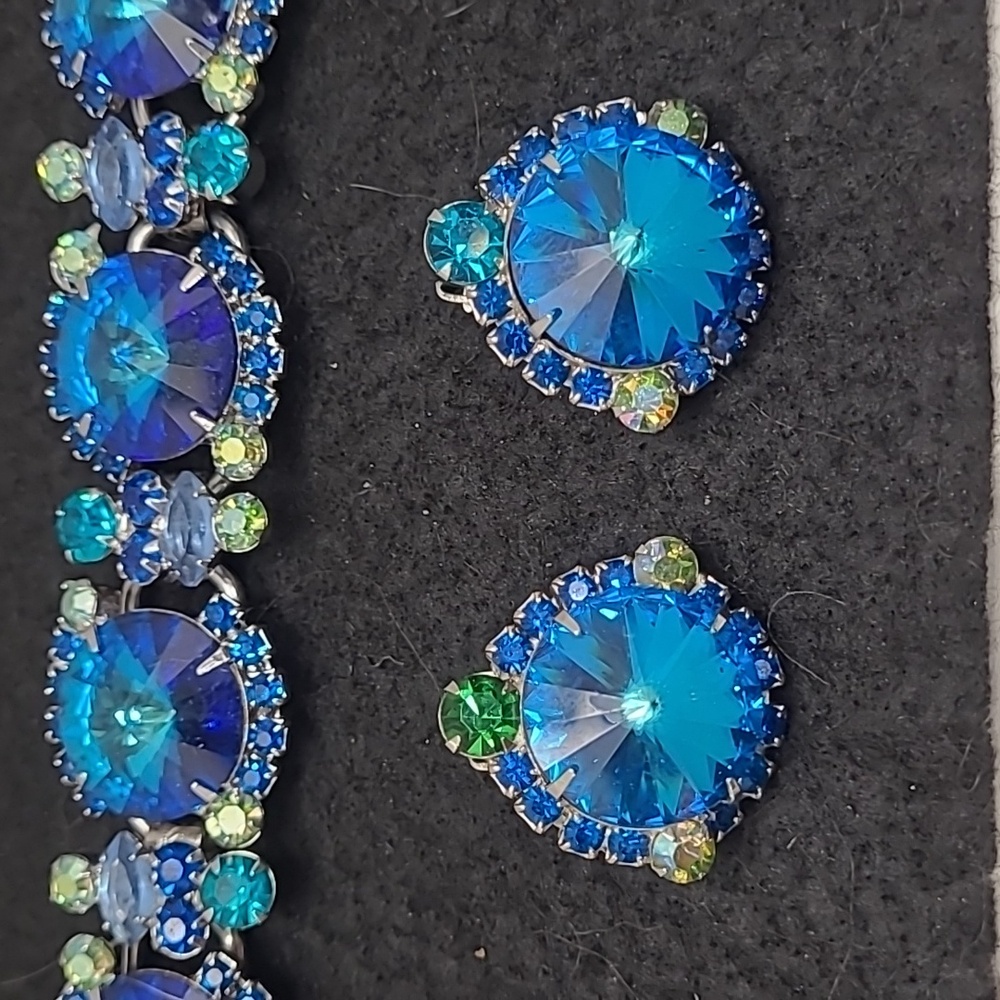 Juliana D&E Blue Green Rivaloi Margarita Rhinestone Set - Picture 2 of 15